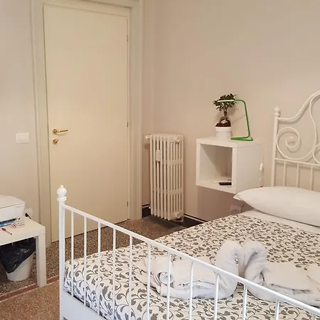 Gasthof Guglielmo D'alzano Affittacamere Bergamo